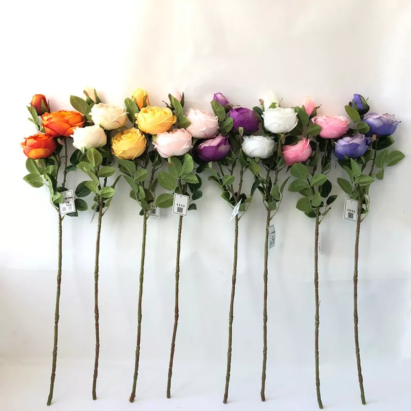 3 kepala bunga peony sutera