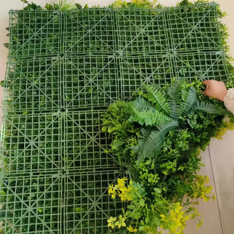 Panel dinding hijau palsu
